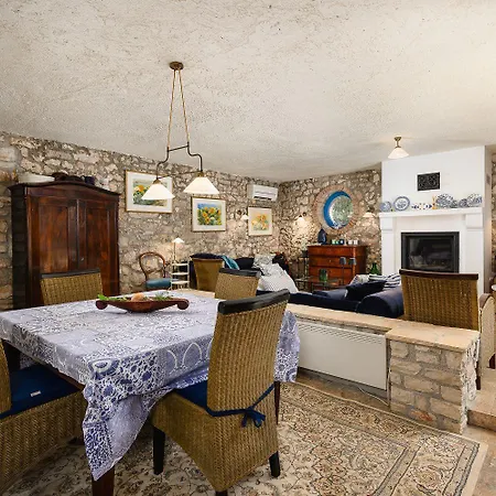 Faszinierende Mit Sauna, Meerblick, Dampfbad, Privatpool, Bbq * Porec